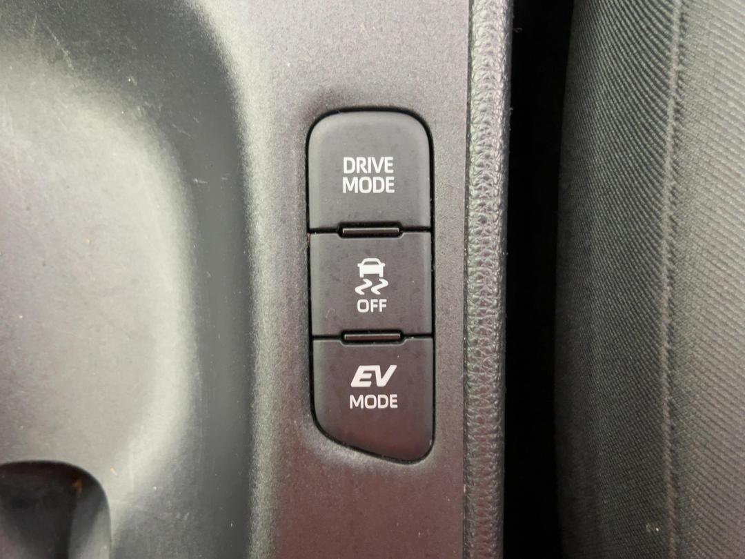 Photo '26' of Toyota Yaris