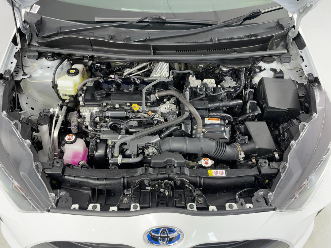 Photo '13' of Toyota Yaris