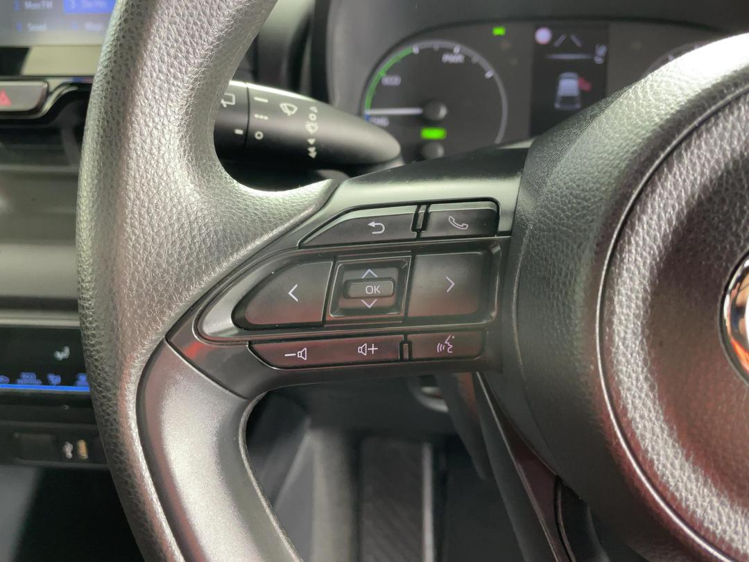 Photo '23' of Toyota Yaris