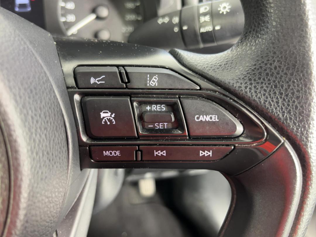 Photo '23' of Toyota Yaris