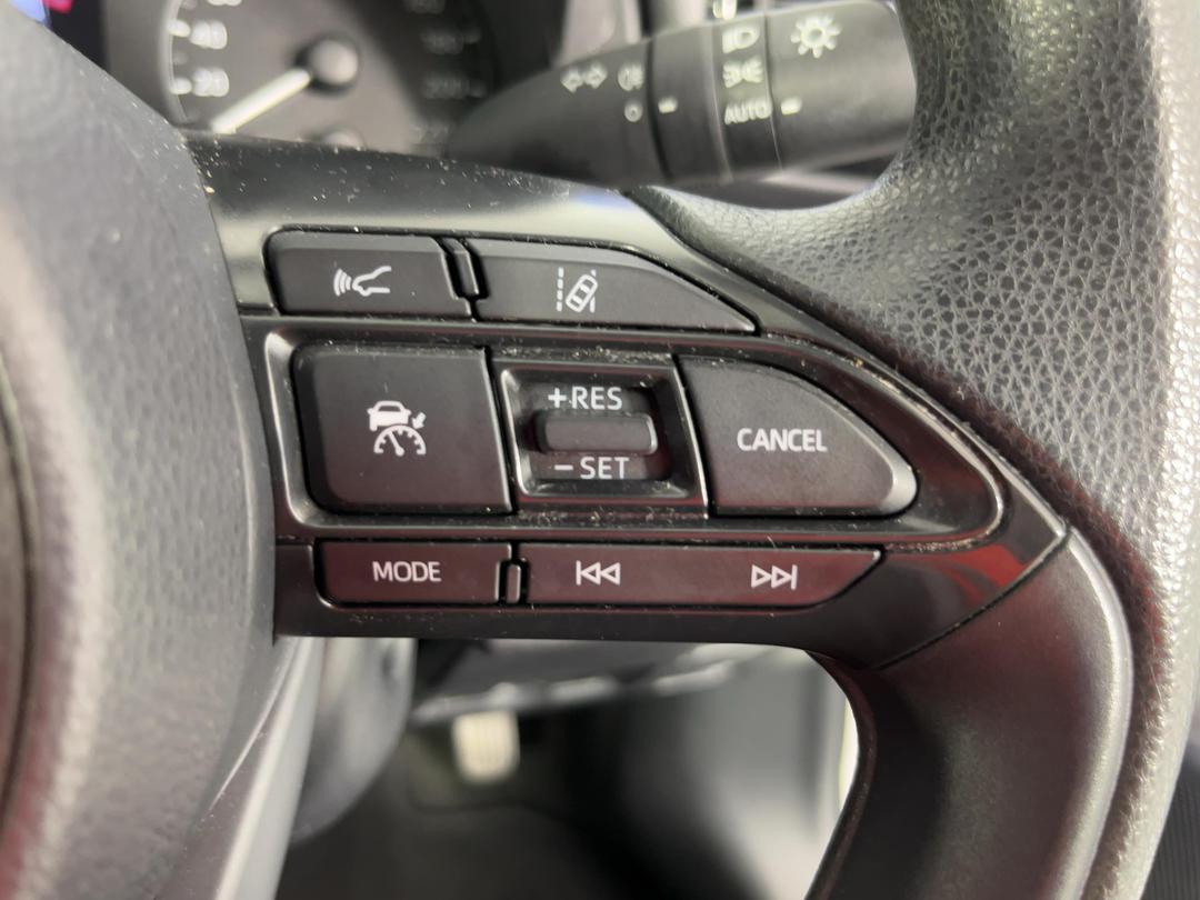 Photo '23' of Toyota Yaris