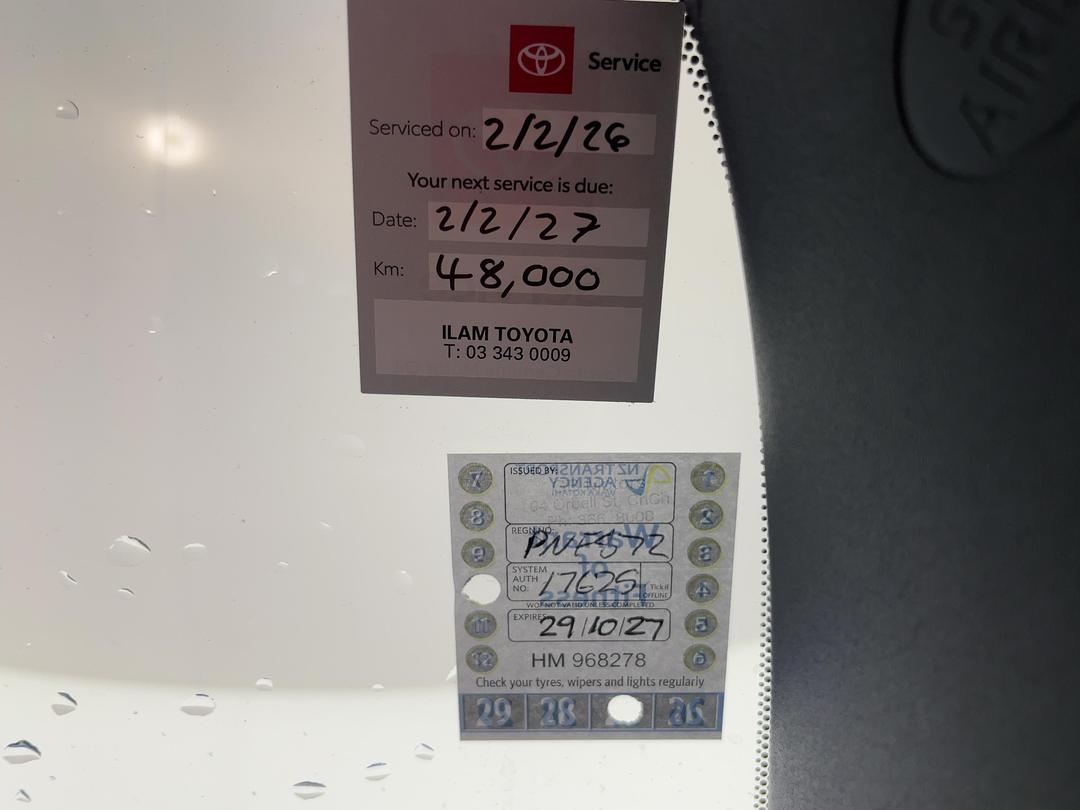 Photo '28' of Toyota Yaris