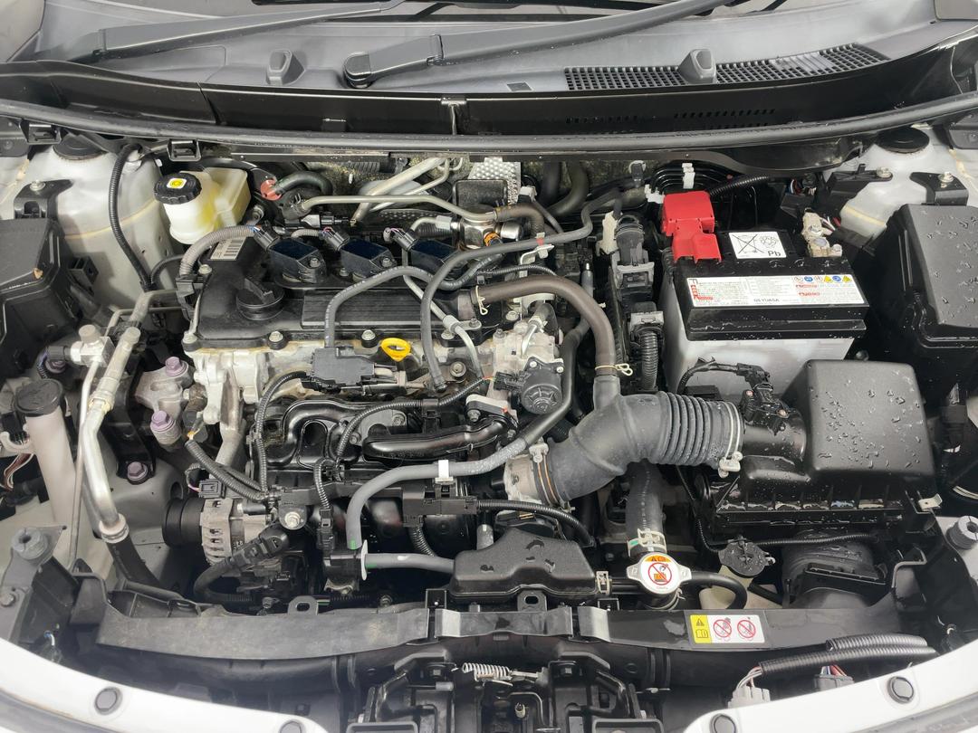 Photo '13' of Toyota Yaris Cross