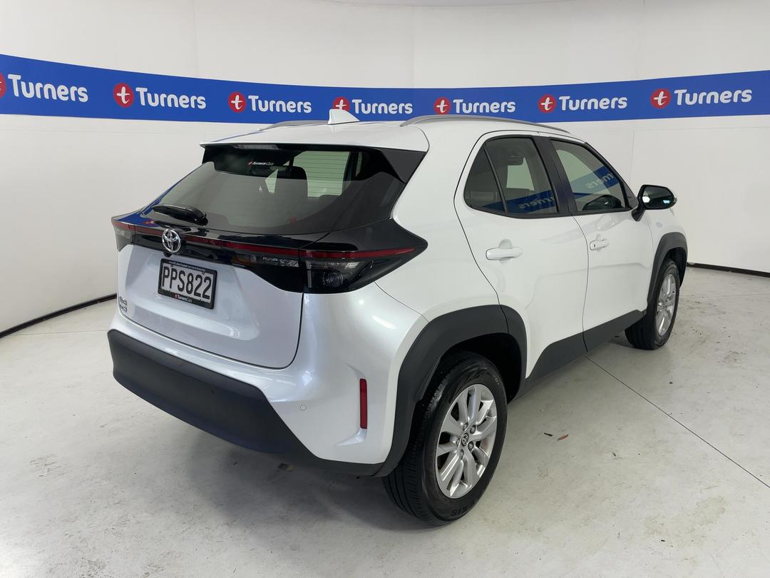 Photo '7' of Toyota Yaris Cross