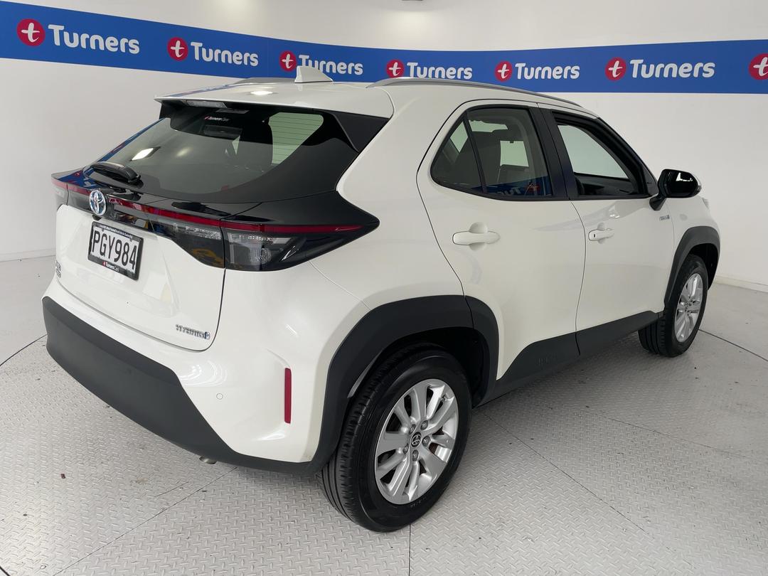 Photo '7' of Toyota Yaris Cross