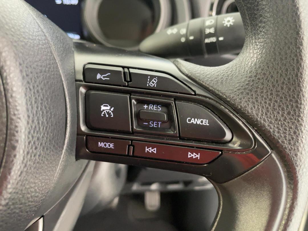 Photo '25' of Toyota Yaris Cross