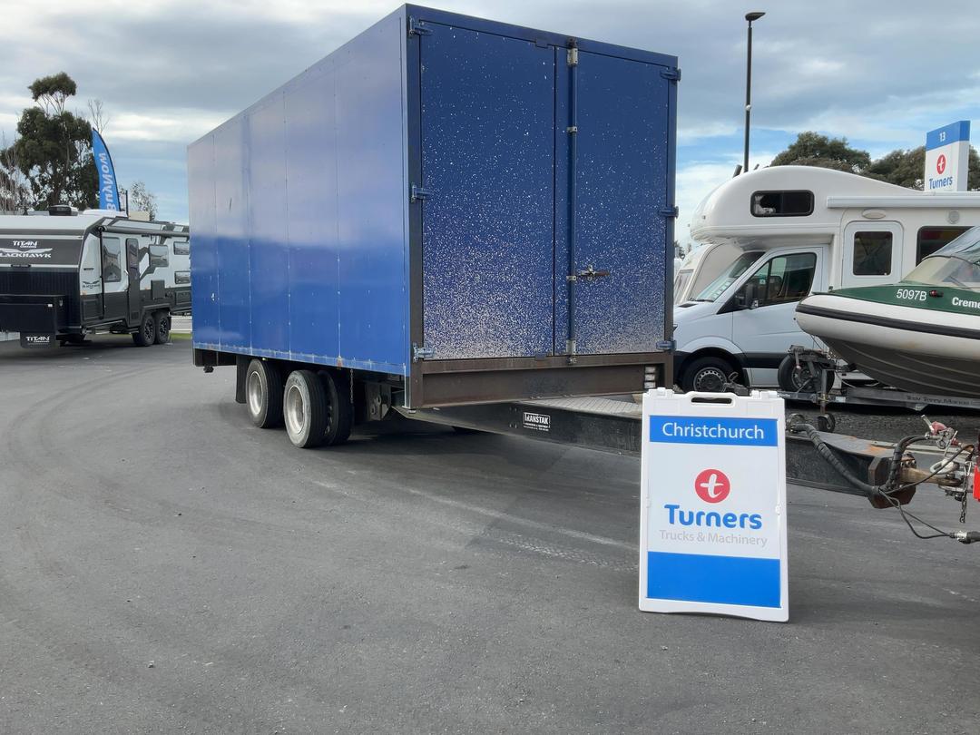 Photo '1' of TRAILER TRANSTAK LOW LOADER Box Body Semi