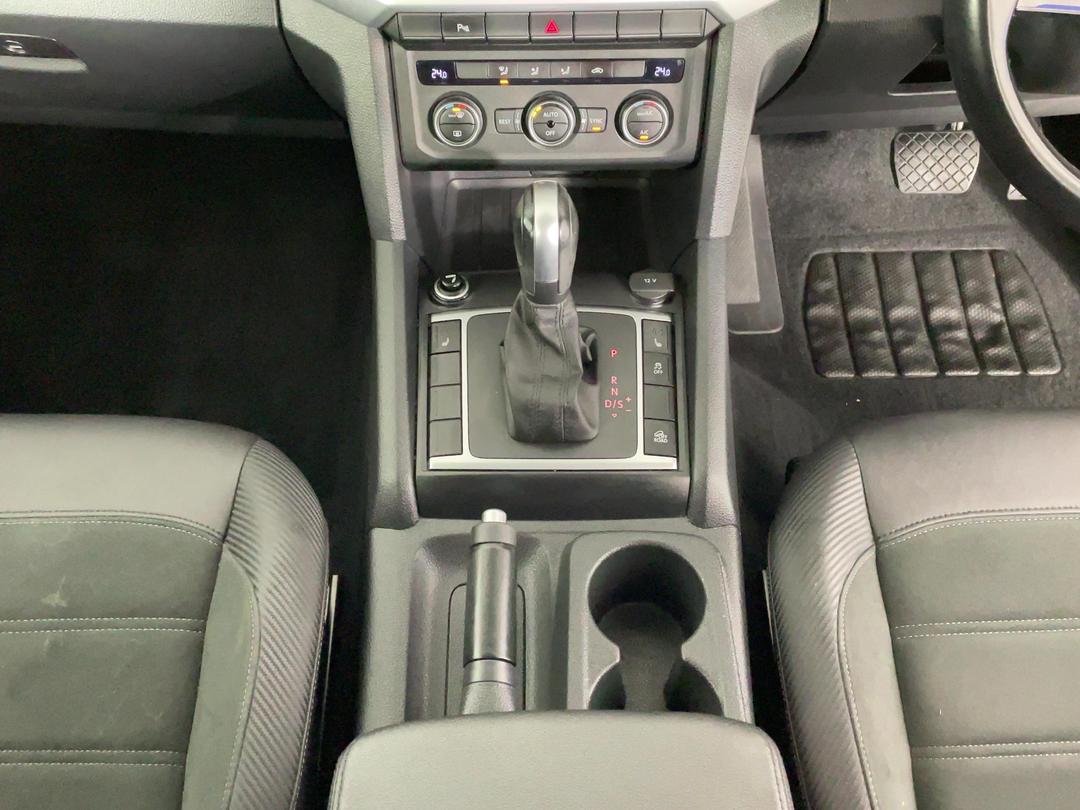 Photo '18' of Volkswagen Amarok