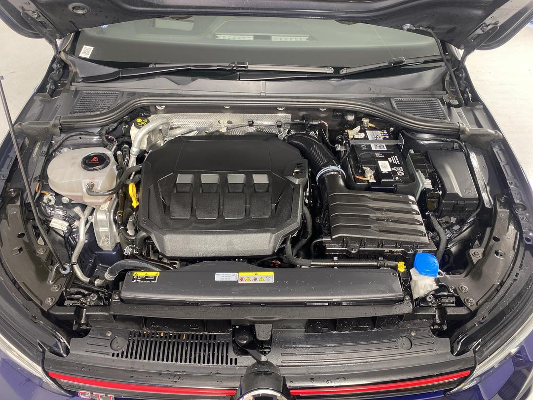 Photo '13' of Volkswagen Golf