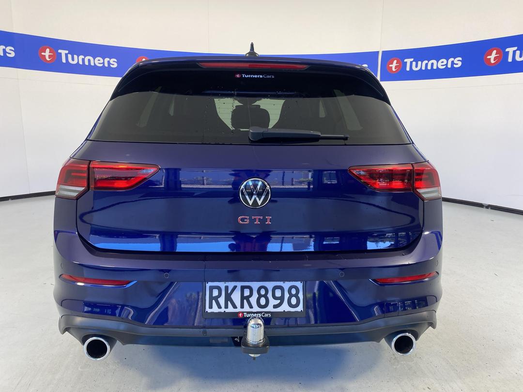 Photo '6' of Volkswagen Golf