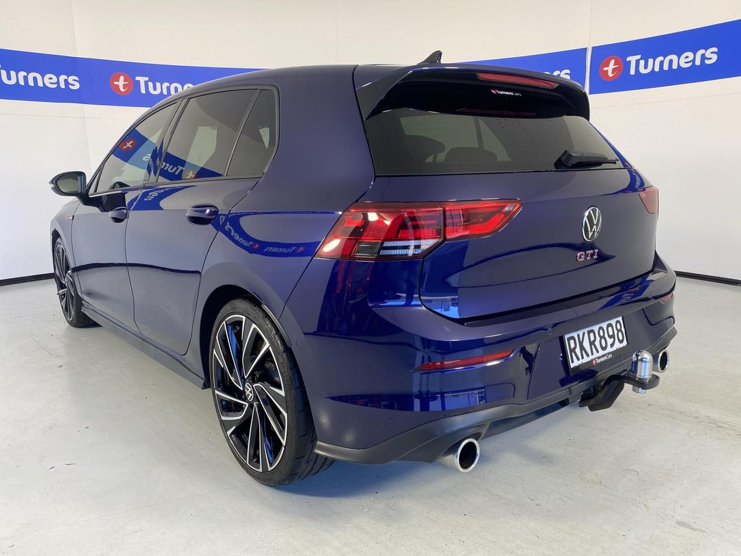 Photo '5' of Volkswagen Golf