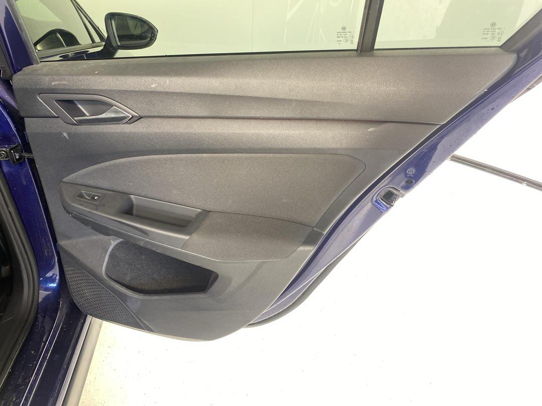 Photo '19' of Volkswagen Golf