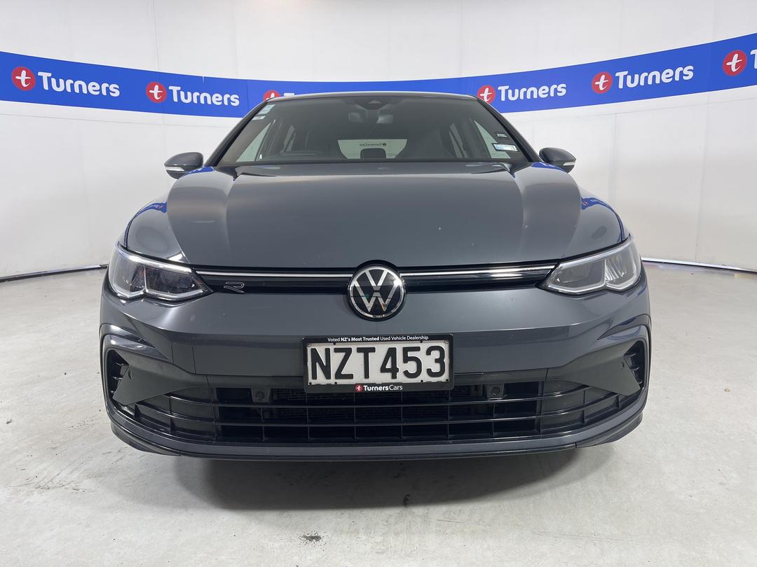 Photo '2' of Volkswagen Golf