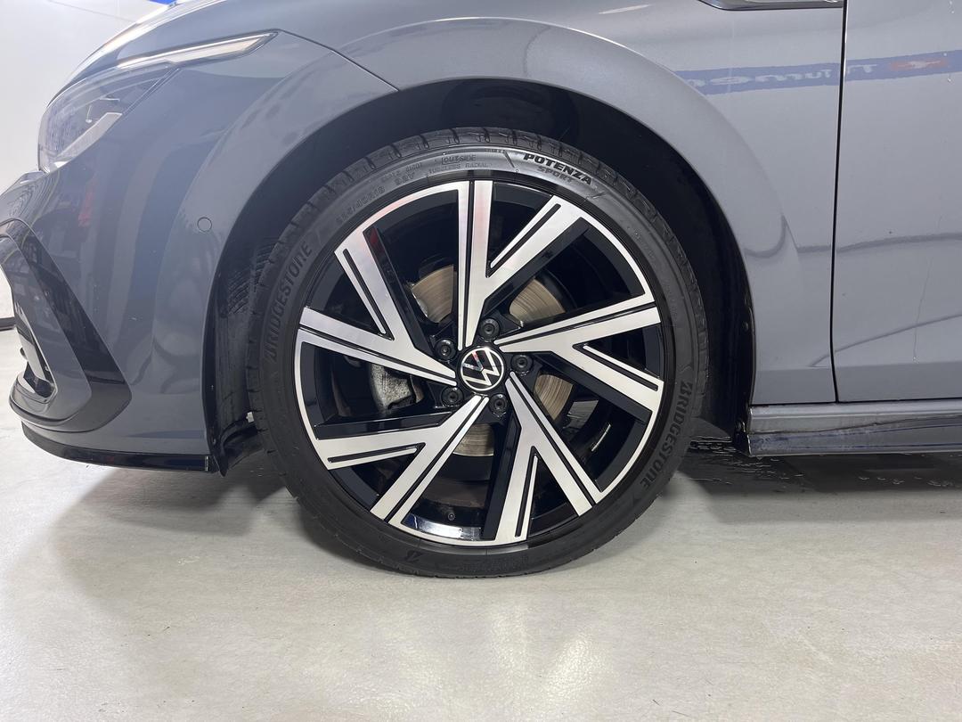 Photo '10' of Volkswagen Golf