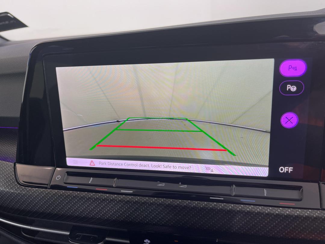 Photo '24' of Volkswagen Golf