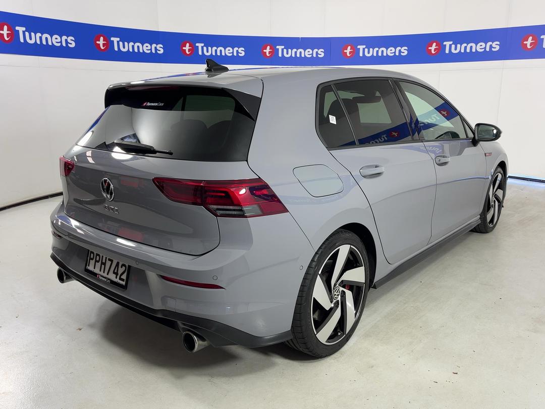 Photo '7' of Volkswagen Golf