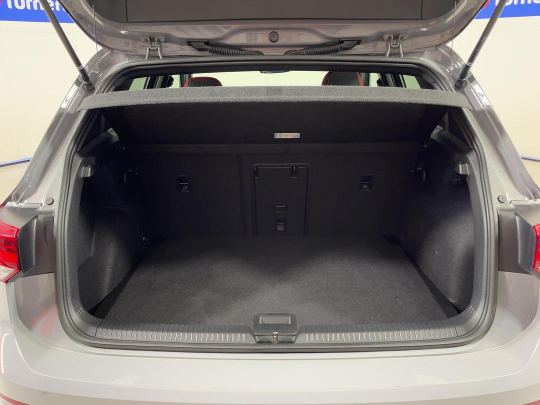 Photo '14' of Volkswagen Golf