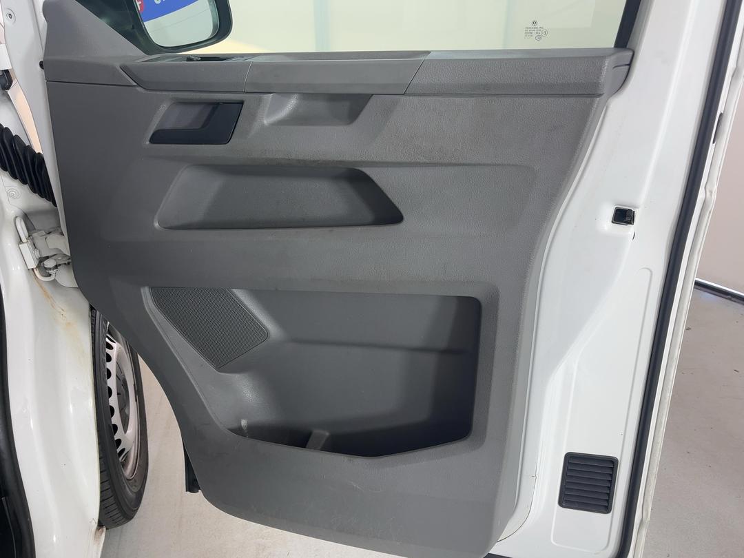 Photo '15' of Volkswagen T6