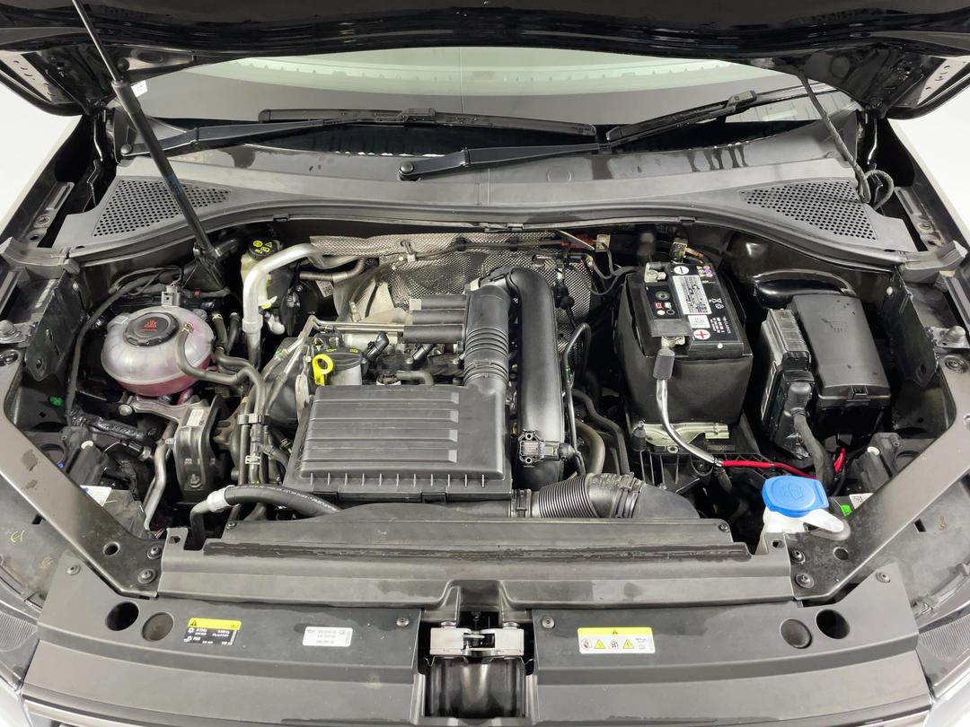 Photo '13' of Volkswagen Tiguan