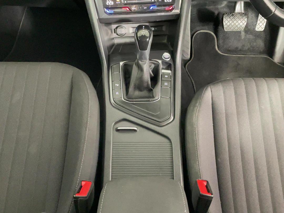 Photo '18' of Volkswagen Tiguan