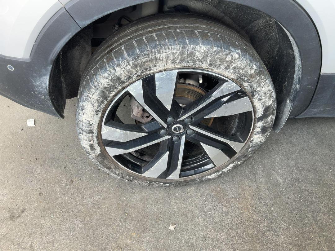 Photo '13' of Volvo XC40 B5 Ultimate Dark