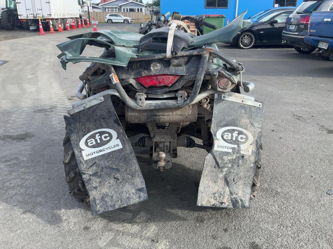 Photo '4' of Can Am 570 XU