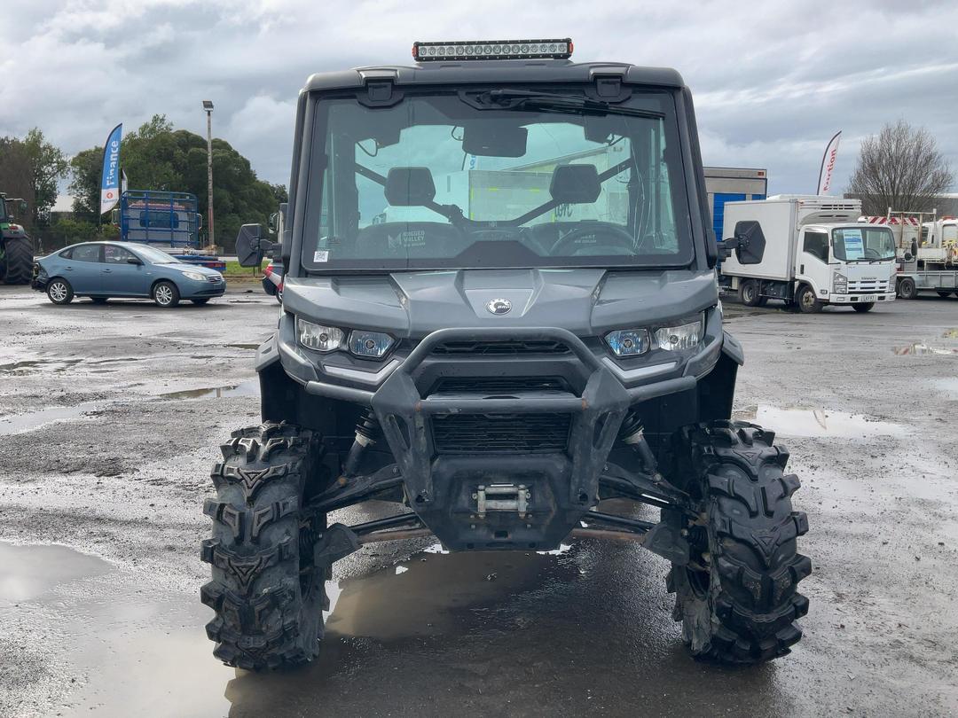 Photo '8' of Can Am Defender Limited 4WD