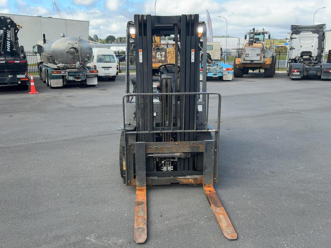 Photo '14' of Crown CD35C-7 Forklift