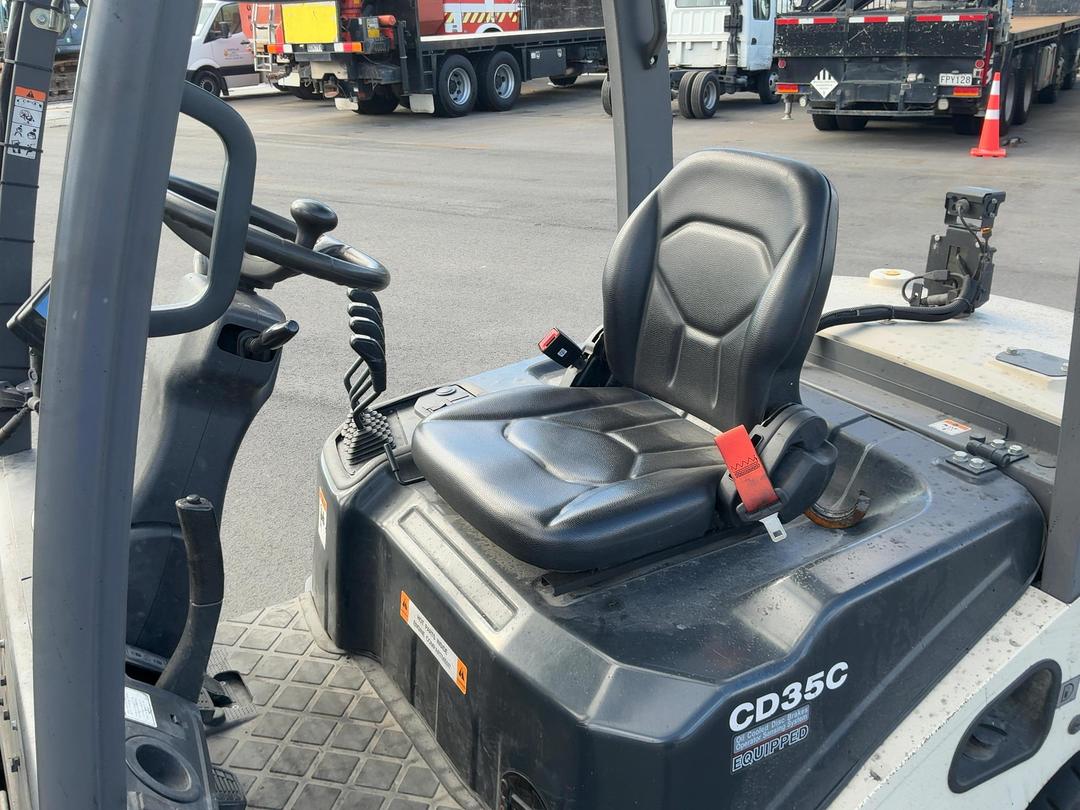 Photo '21' of Crown CD35C-7 Forklift