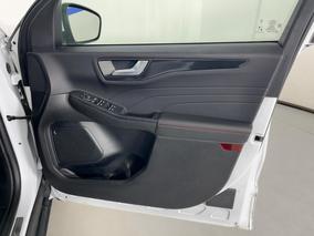Photo '15' of Ford Escape