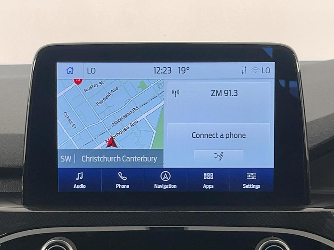 Photo '24' of Ford Escape