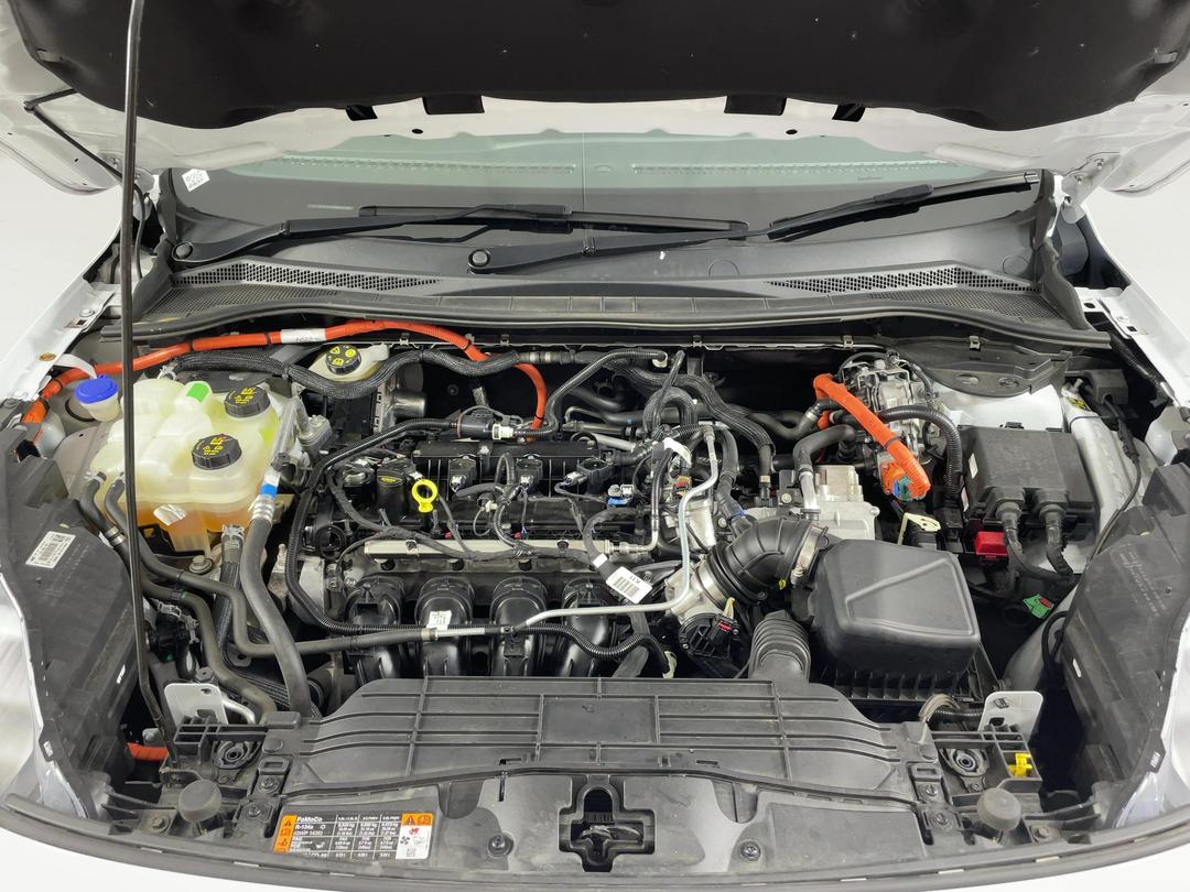 Photo '13' of Ford Escape