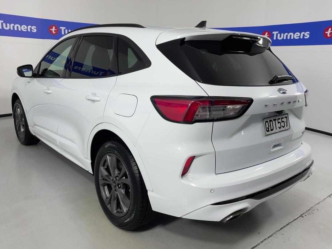 Photo '5' of Ford Escape
