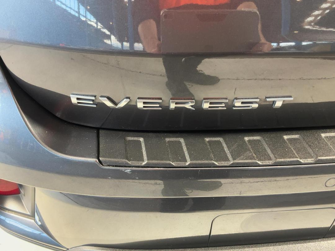 Photo '31' of Ford Everest