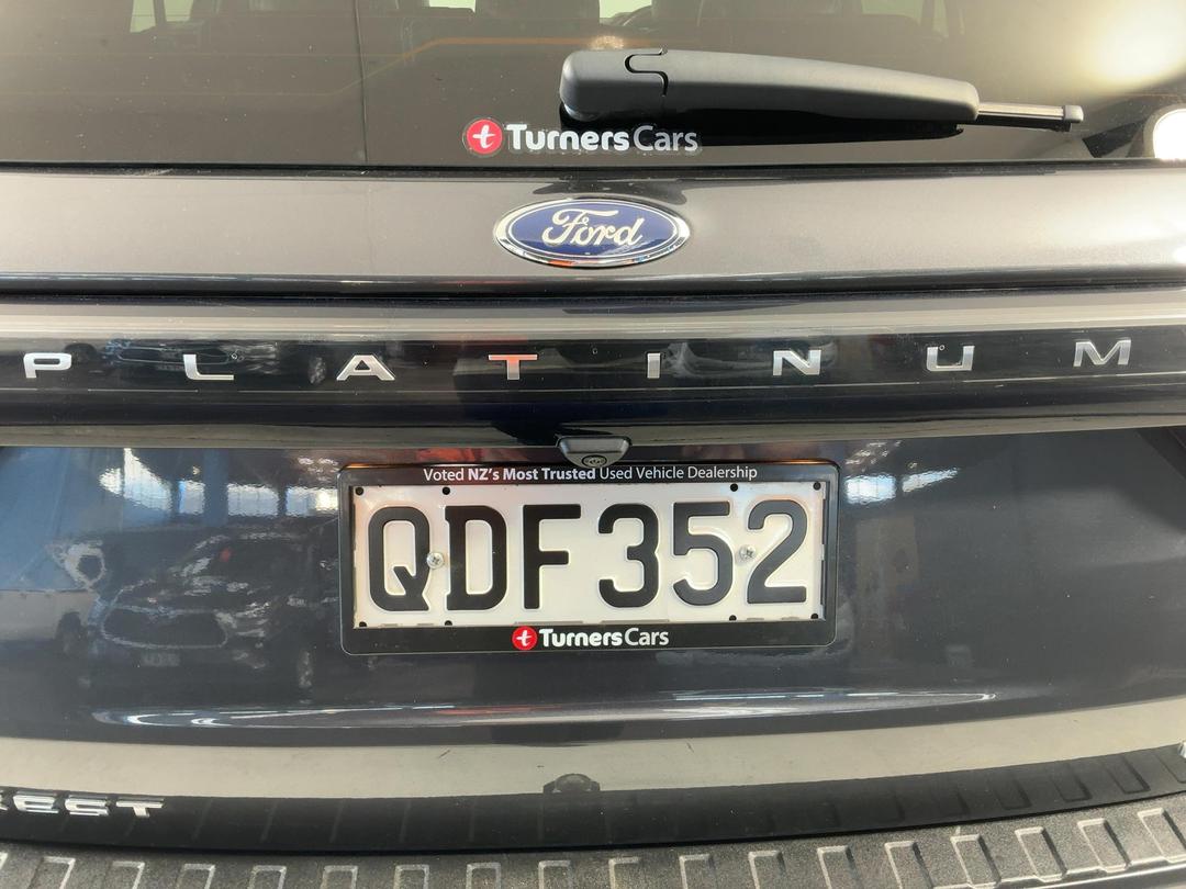 Photo '32' of Ford Everest