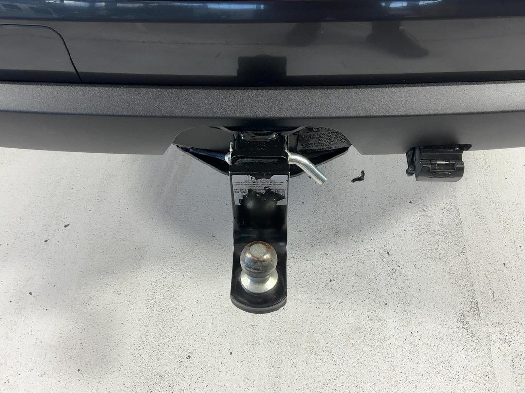 Photo '34' of Ford Everest