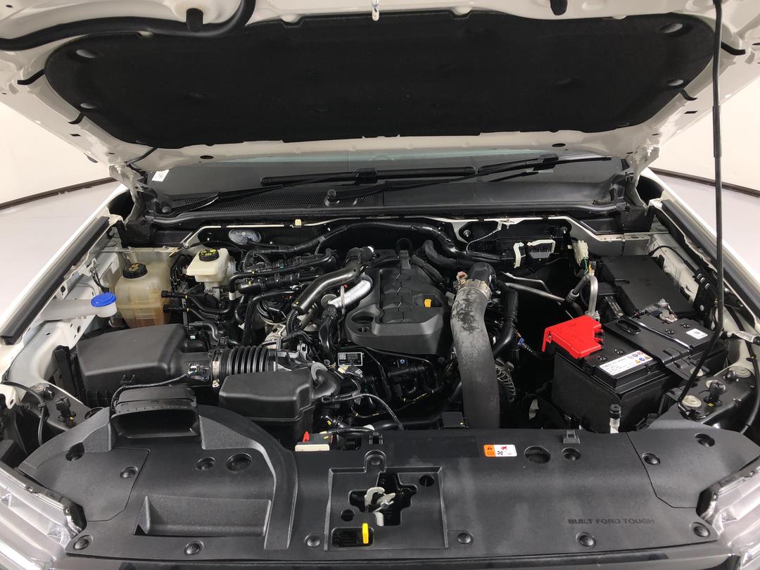 Photo '13' of Ford Everest