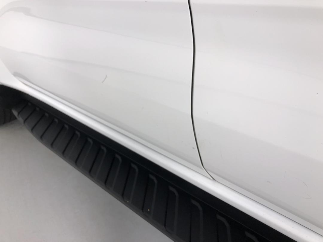 Photo '24' of Ford Everest