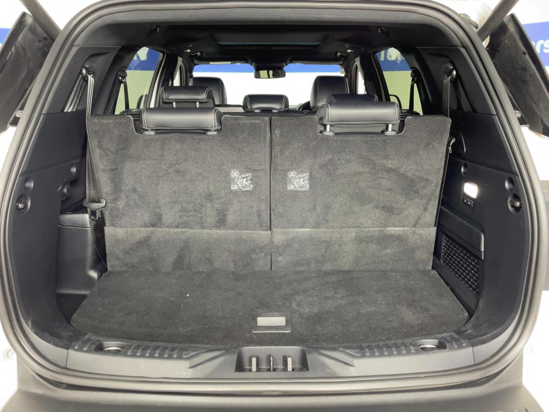 Photo '14' of Ford Everest