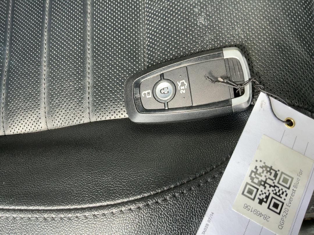 Photo '23' of Ford Everest Sport Photo '23' of Ford Everest Sport
