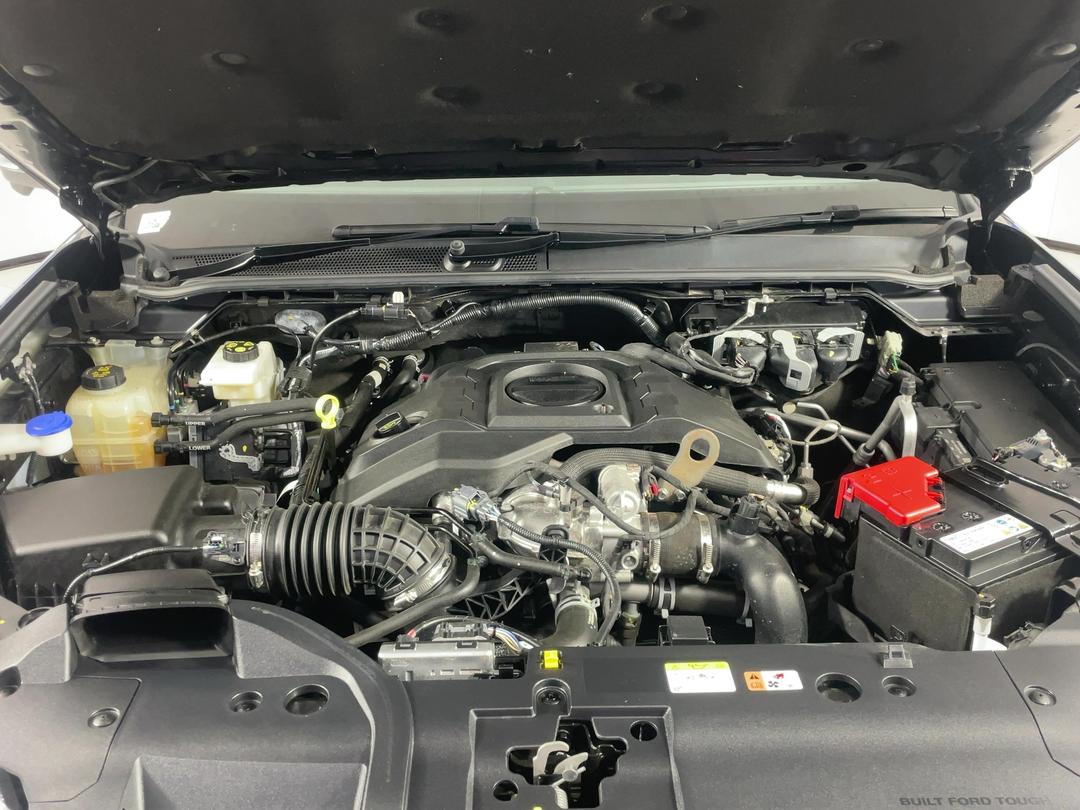 Photo '13' of Ford Everest