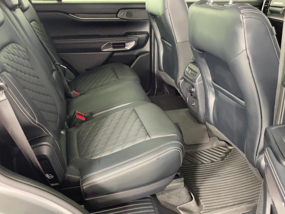 Photo '20' of Ford Everest