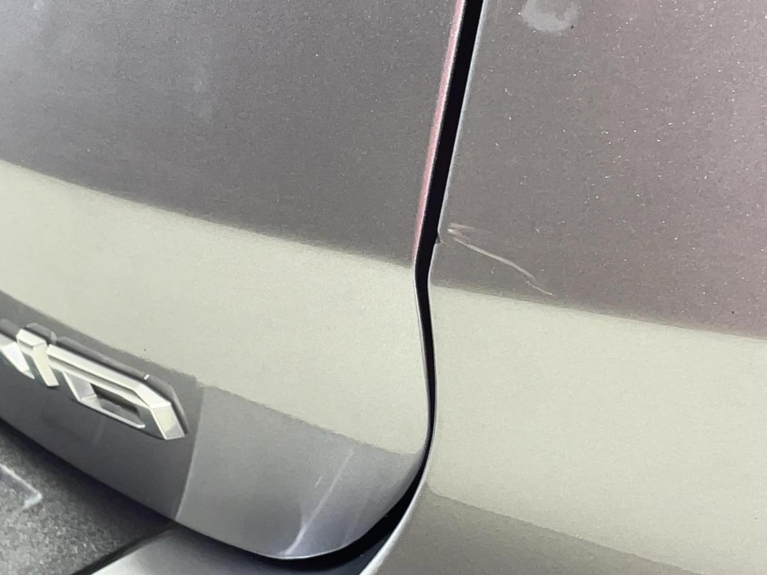 Photo '26' of Ford Everest