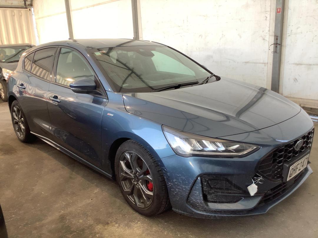 Photo '3' of Ford Focus ST-Line X