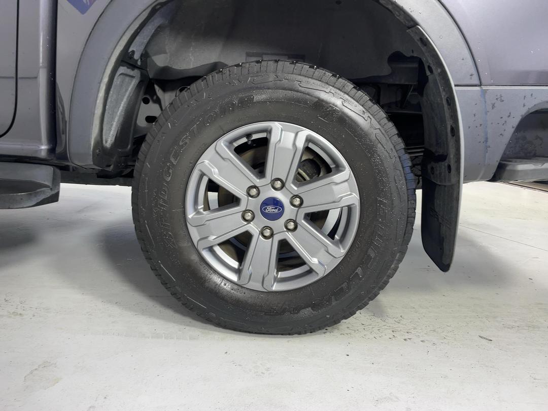Photo '11' of Ford Ranger