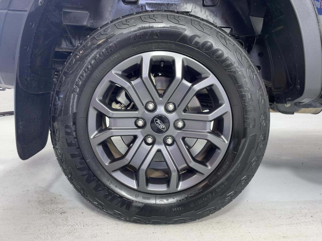 Photo '12' of Ford Ranger