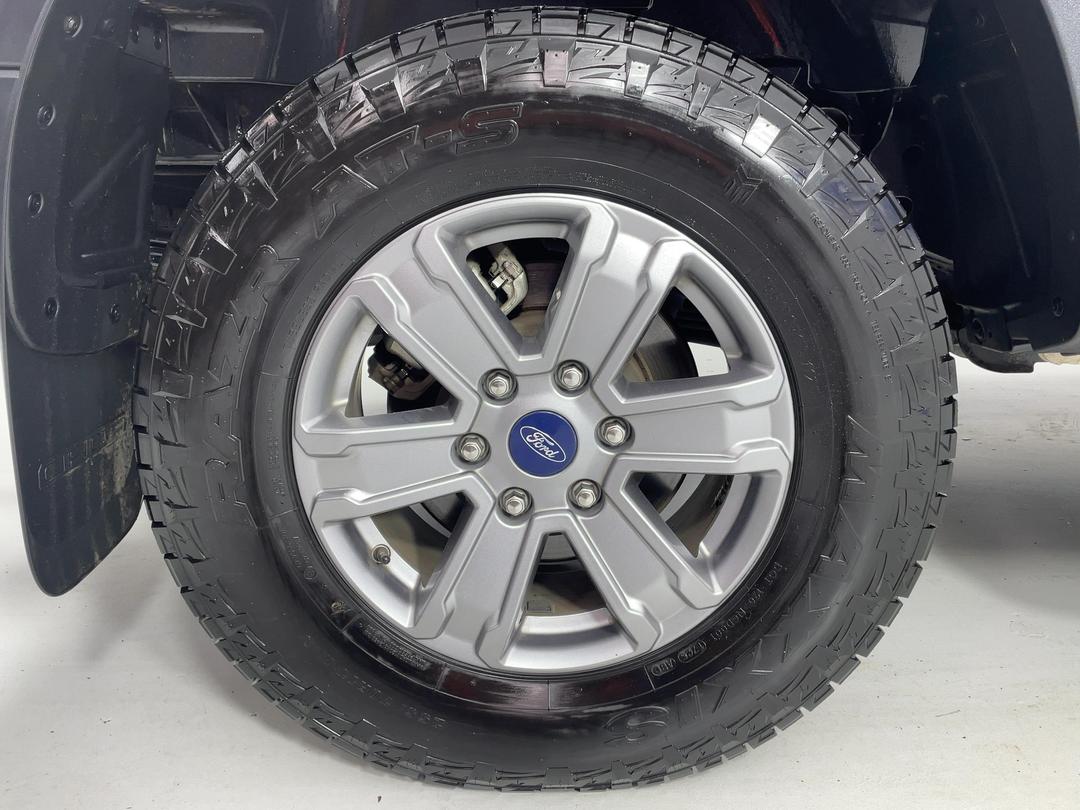 Photo '12' of Ford Ranger