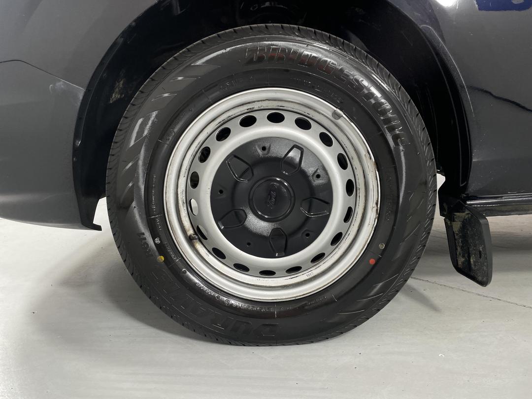 Photo '10' of Ford Transit