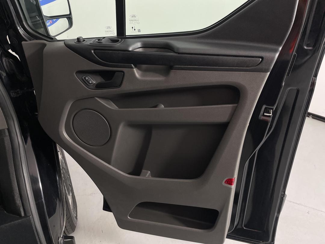 Photo '15' of Ford Transit