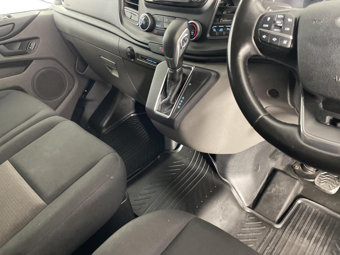 Photo '18' of Ford Transit